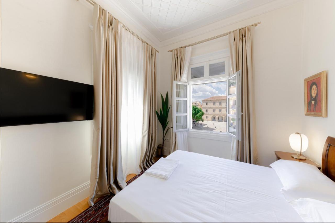 Castellano Hotel & Suites Нафплион Екстериор снимка